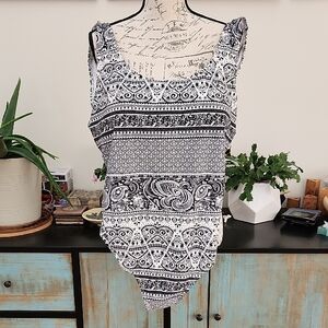 NEW - EMILY B. One-piece Black & White Geometric Swimsuit